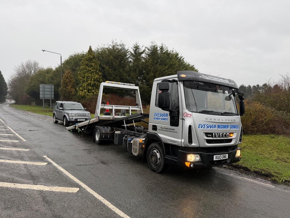 Land Rover Discovery recovered on a wet winter day